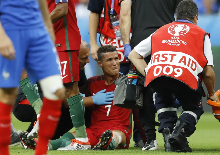 Cristiano Ronaldo'nun gözyaşları 6 Cristiano Ronaldo'nun gözyaşları 6