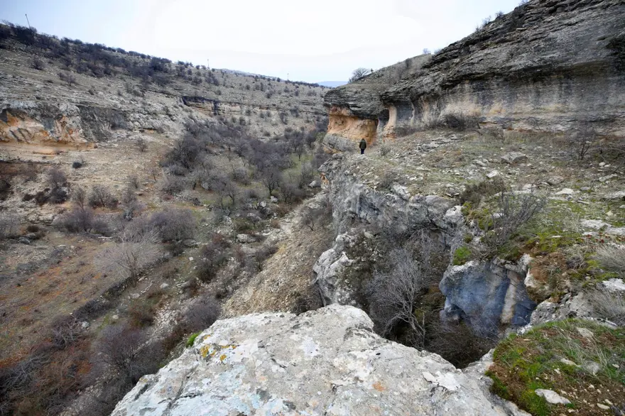 Elazığ'da Roma dönemine ait 1800 yıllık kalıntılar bulundu 2 Elazığ'da Roma dönemine ait 1800 yıllık kalıntılar bulundu 2