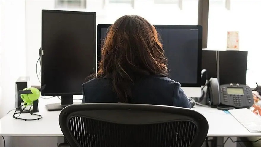 Kamu ve özel sektörde çalışma saatleri düşecek mi? AK Parti'den açıklama 1