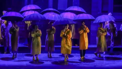 Samsun Kültür Yolu Festivali’nde bir ilk: Sahnede yağmur yağdırıldı