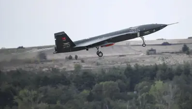 KIZILELMA'dan ilk mühimmatlı uçuş