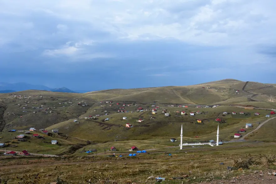gümüşhane, gümüşhane yaylaları, kadırga yaylası, karakaya yaylası , beytarla-komanyurt yaylaları 1