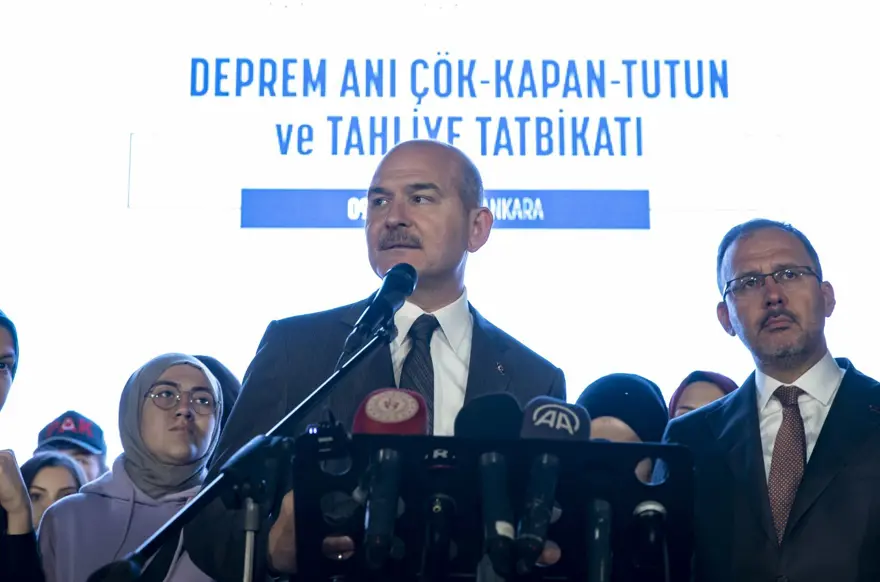 "HAZIR OLAN BİR TÜRKİYE FOTOĞRAFI ÇİZİYORUZ" 3