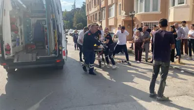 Telefonda tartıştığı arkadaşını tüfekle öldürdü