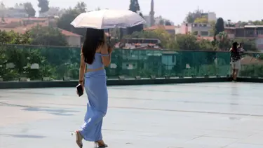 Antalya'da sıcaklık rekoru: 45 dereceye ulaşacak