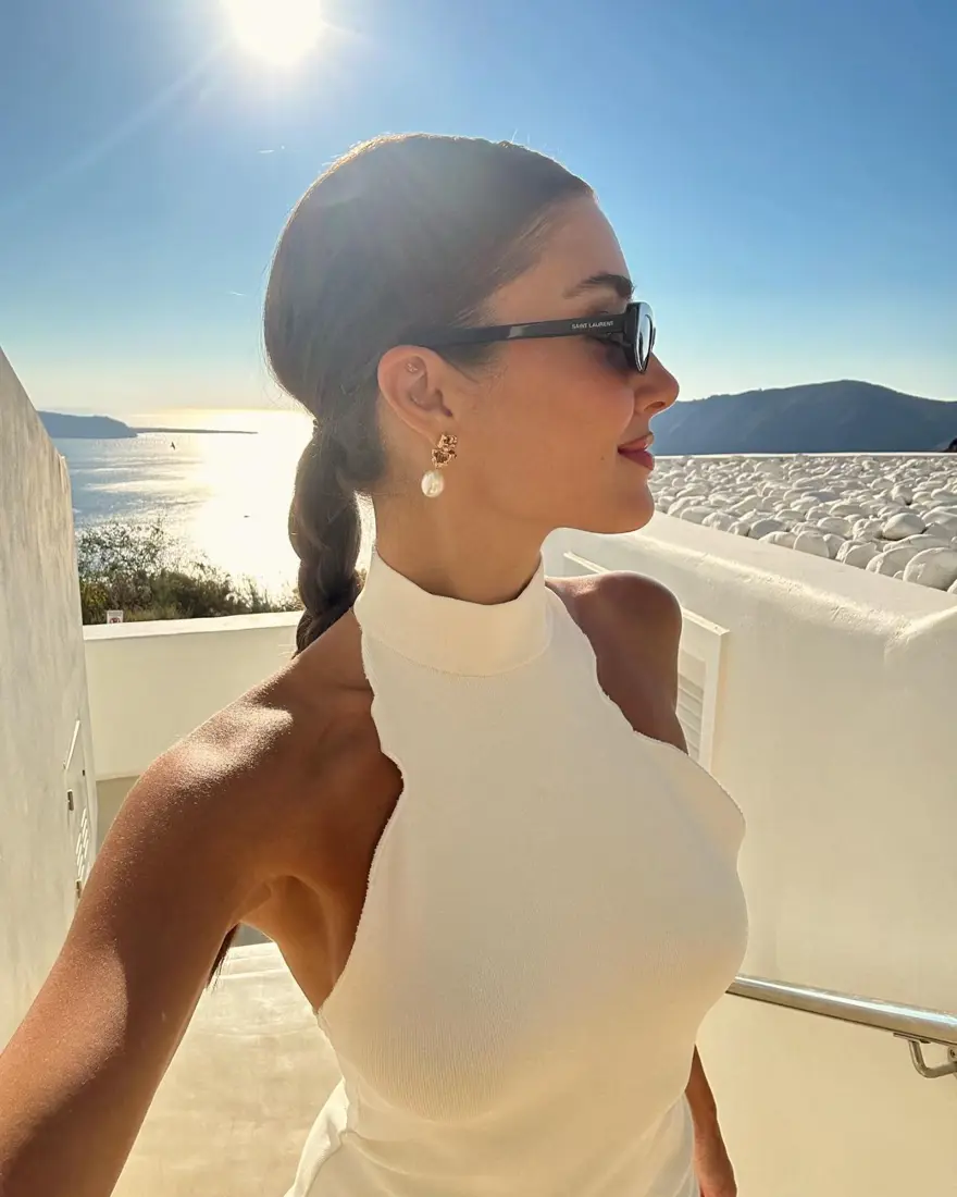 Ünlü isimler sosyal medyada tatil karelerini paylaştı 3