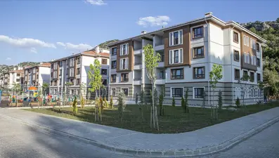 TOKİ, İstanbul'da 185 konutu açık artırmayla satacak