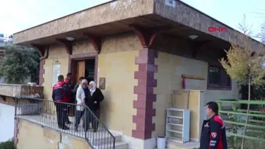 Burdur'da 3 kadın türbede kilitli kaldı