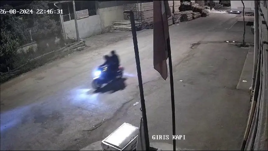 5milyonluk haraç kurşunu: Adana’da suç örgütünün adını kullanıp iş yerine ateşaçtılar 2 5milyonluk haraç kurşunu: Adana’da suç örgütünün adını kullanıp iş yerine ateşaçtılar 2