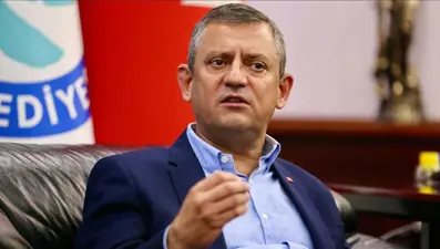 CHP lideri Özgür Özel'den Beşiktaş Belediye Başkanı Rıza Akpolat'ın tutuklanmasına tepki