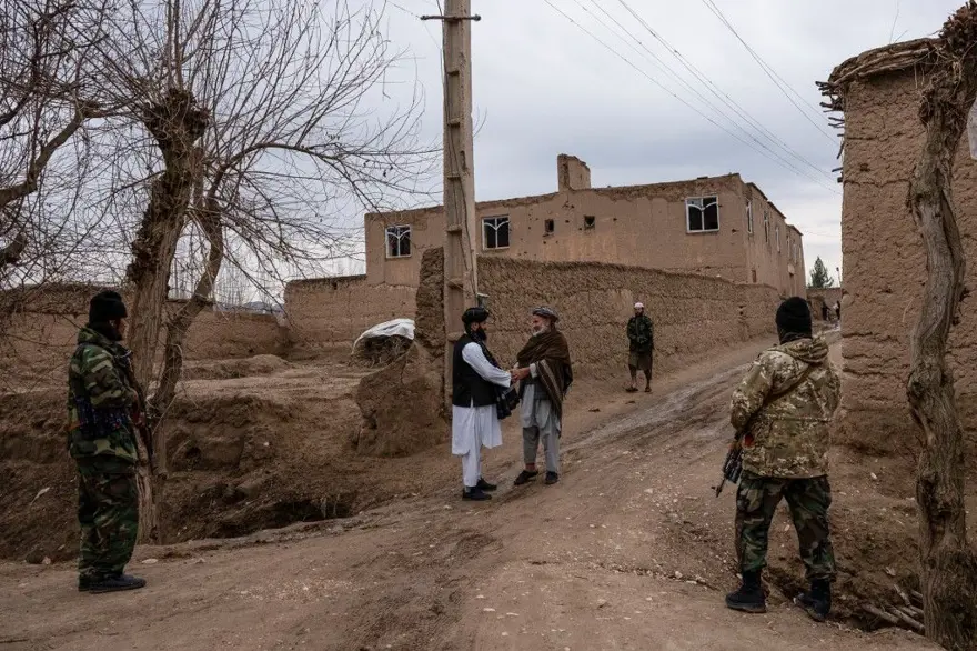 Taliban’ın en ünlü keskin nişancısı Afganistan’da belediye başkanı oldu 6