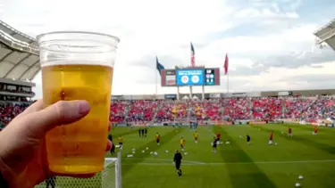 'Dünya Kupası'nda bira satılmalı'
