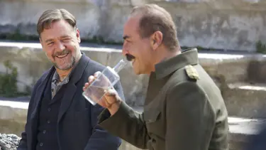Yılmaz Erdoğan'dan Russell Crowe sürprizi
