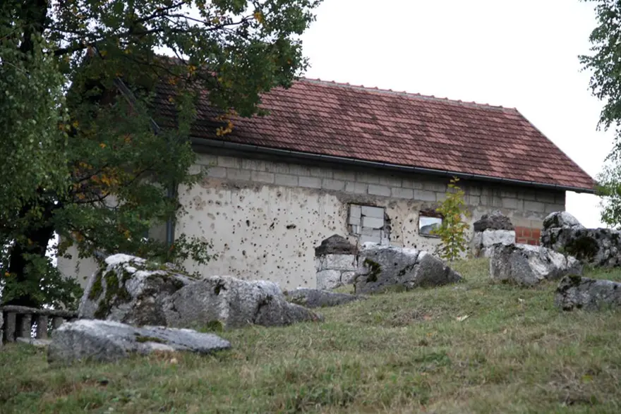 Bosna hâlâ savaşı yaşıyor 42