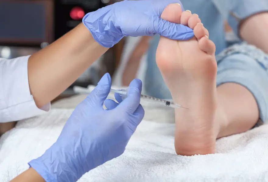 Hollywood yıldızları arasında da popüler: Stiletto botoks nedir? 1