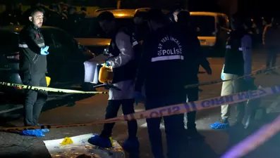 Bağcılar'da kimlik kontrolü yapan bekçiye silahlı saldırı