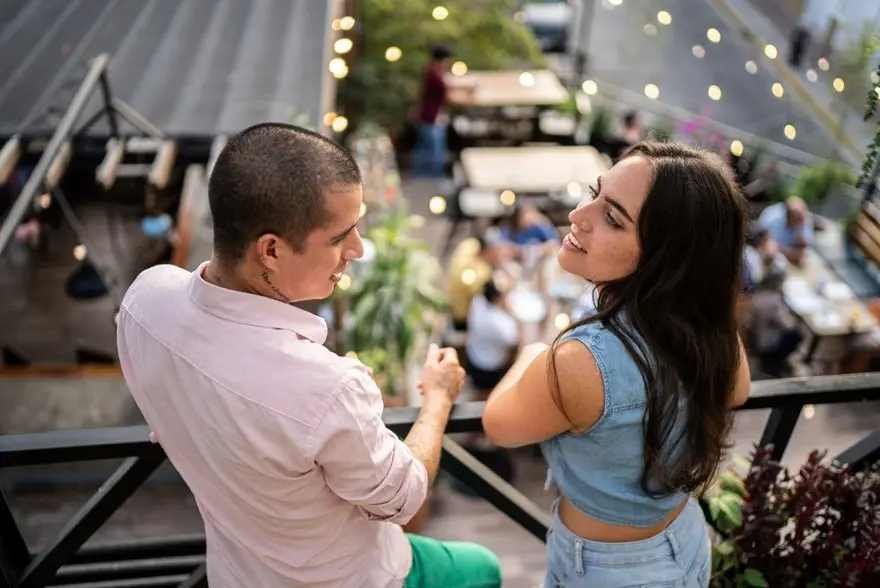 SİZE YAKIN DURUYORSA 8