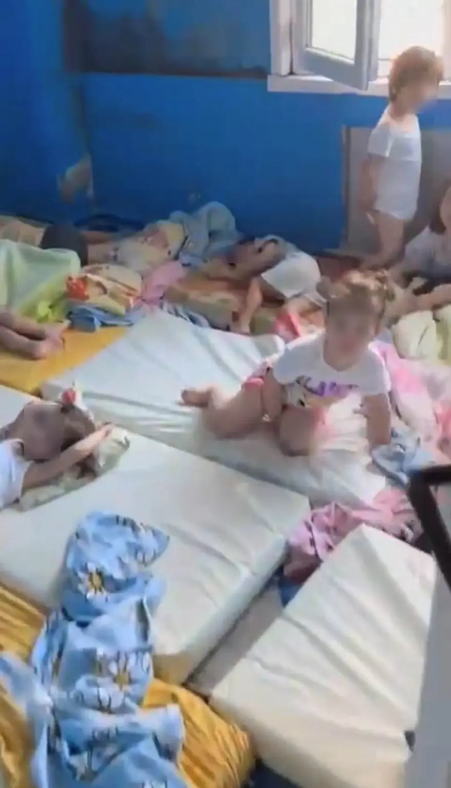 "AYRILAN ÖĞRETMENLER KUMPAS KURDU" 