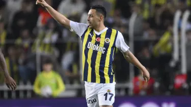 Milli yıldız İrfan Can Kahveci baba oldu