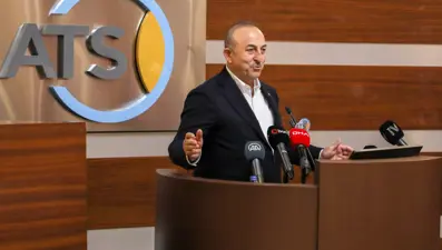 Bakan Çavuşoğlu: Seçimden sonra vize konusunda bazı tedbirlerimiz var