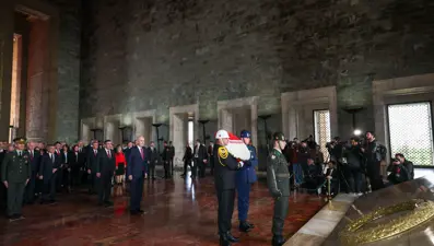 Devlet erkanı Anıtkabir'de