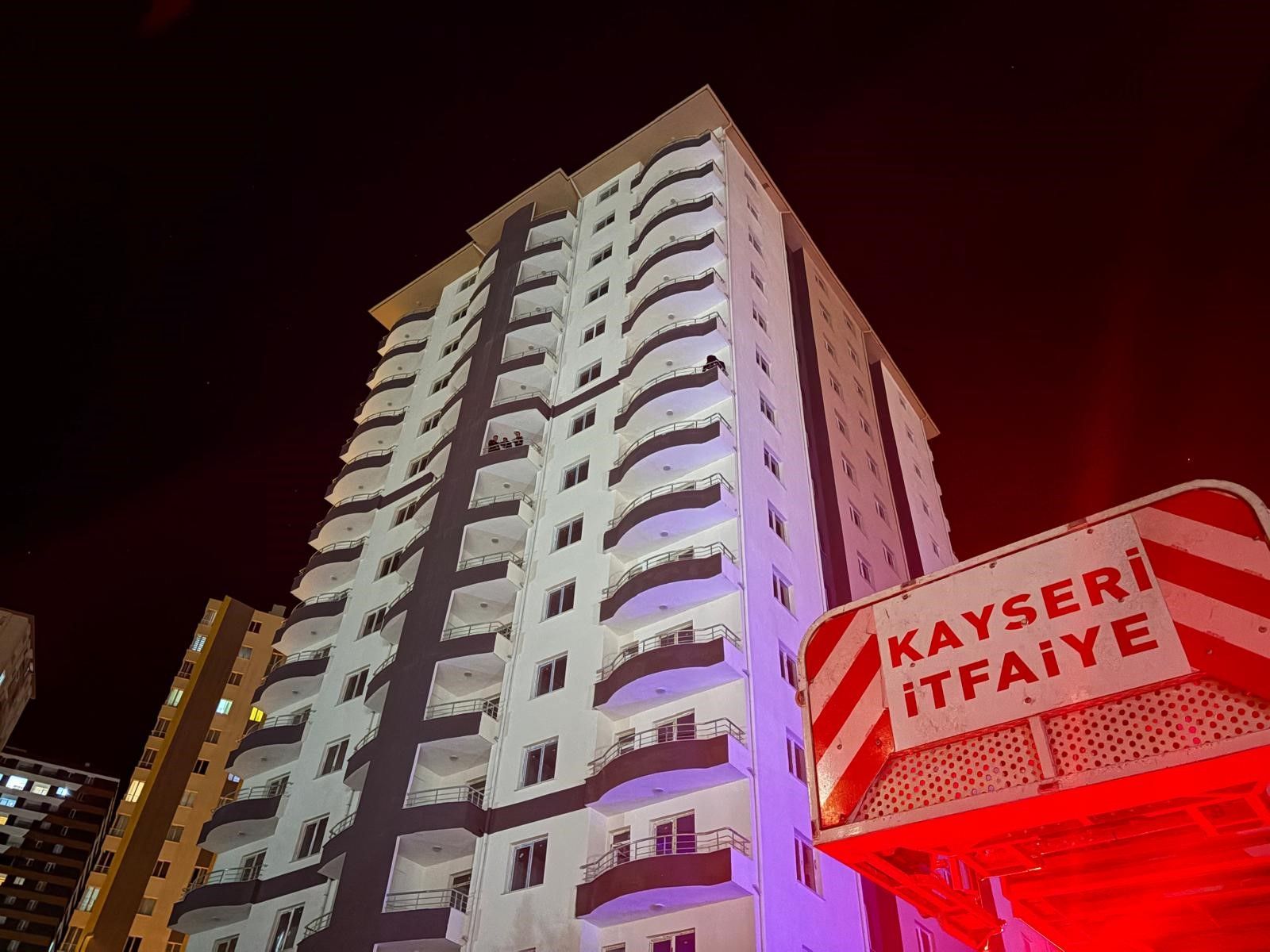 Müteahhitten parasını alamayınca intihara kalkıştı