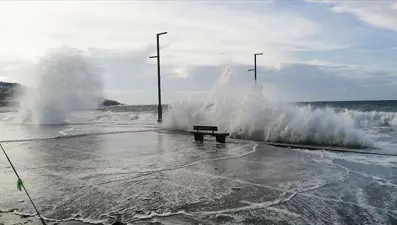Lodosun sağlığımız üzerindeki etkileri neler? (Lodos, migren ve sinüzit ağrılarını tetikliyor)
