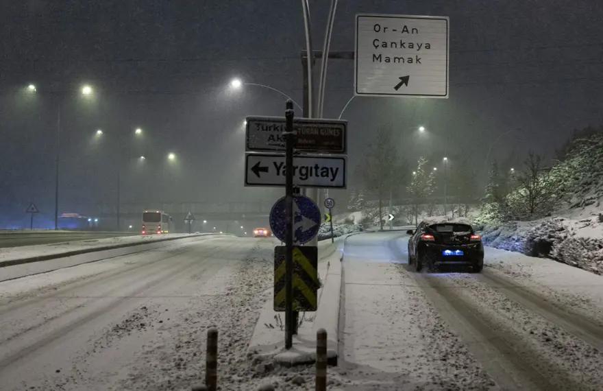Ankara beyaza büründü, sırada İstanbul var 32 Ankara beyaza büründü, sırada İstanbul var 32
