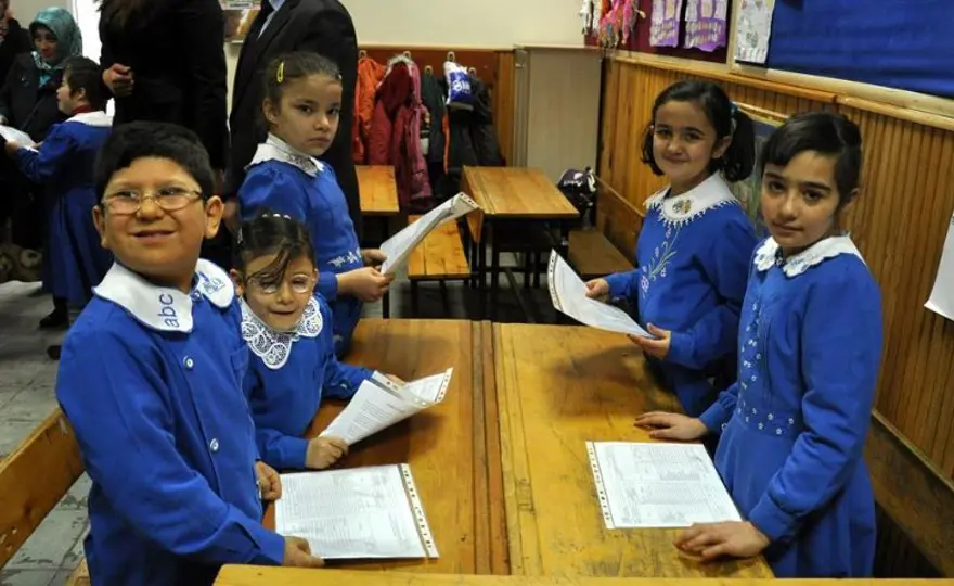 Karne görüşleri 2025: Motive edici öğretmen karne görüşleri örnekleri 2