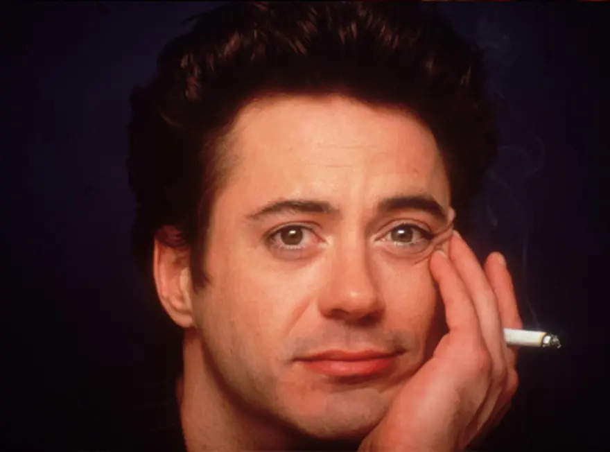 Sigarasız yapamayan ünlüler 36