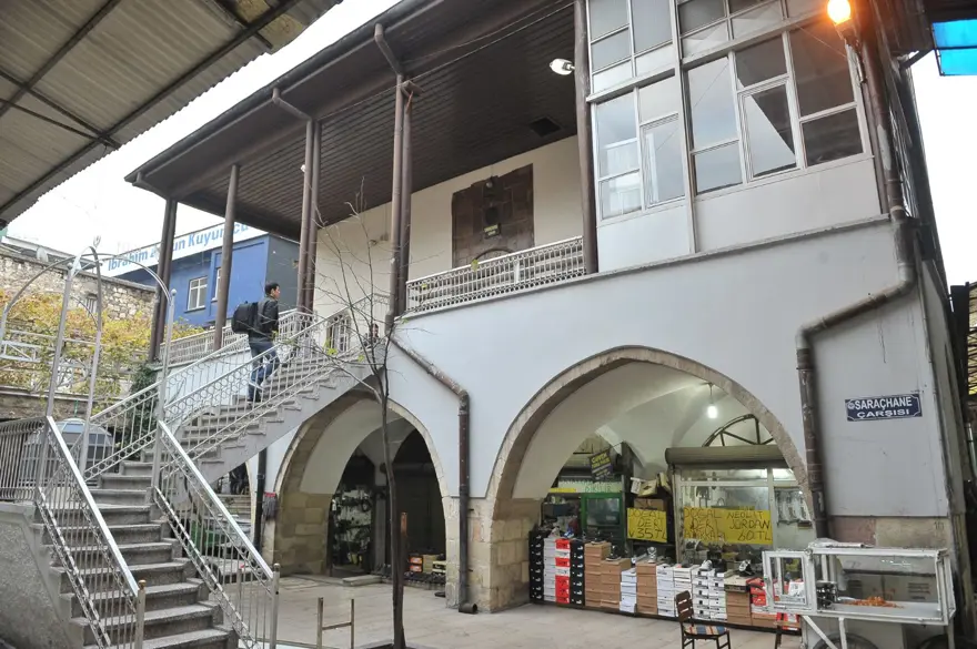 Kahramanmaraş'taki 39 tarihi cami depremde hasar gördü 