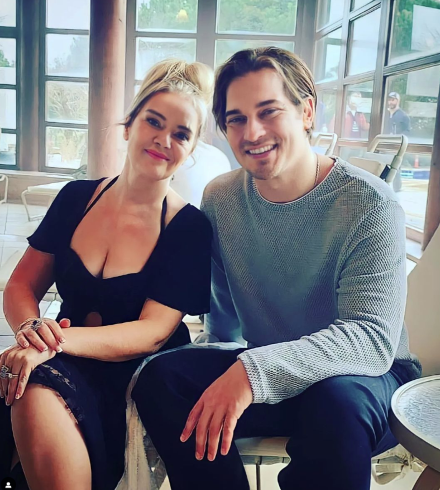 Burak Özçivit'ten yeni imaj: Tatil başlar  (Ünlülerin değişimi) 153