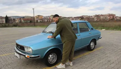 Dedesinden kalan yadigarıgarajından çıkarmıyor