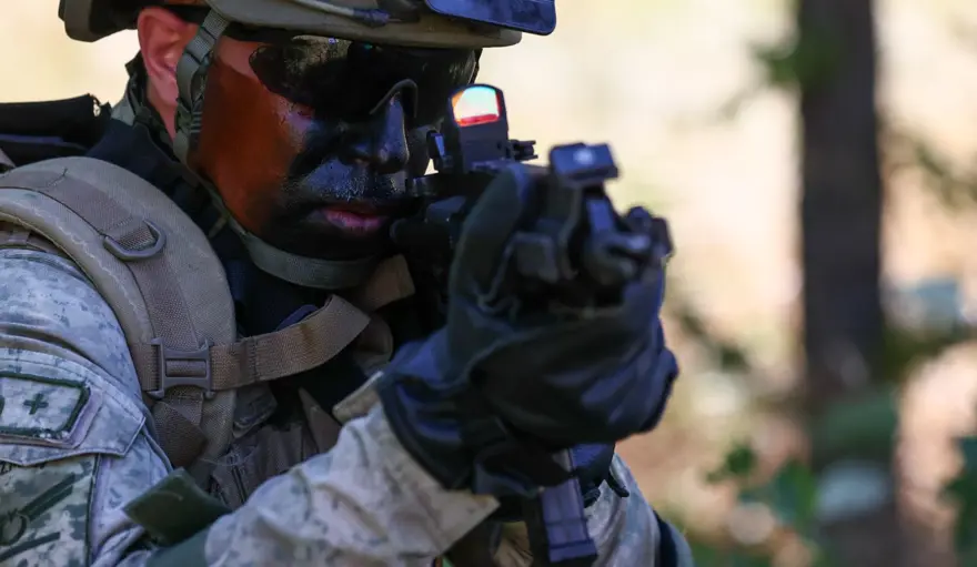 Amfibi Hücum Timleri'nden gövde gösterisi 42