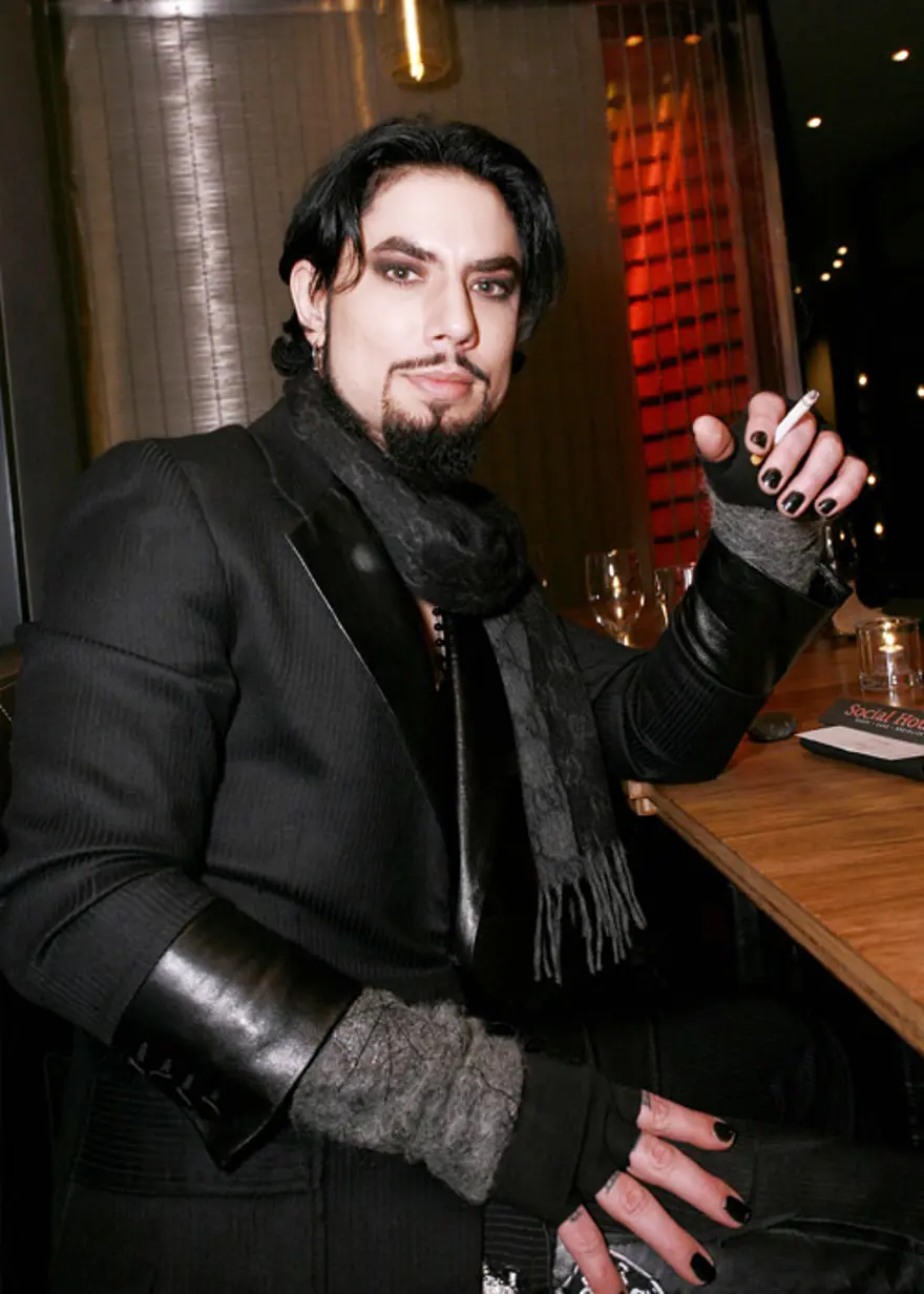 Sigarasız yapamayan ünlüler 11