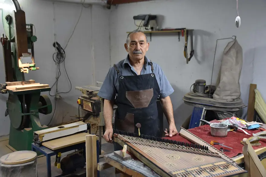 Türkiye'de sadece 3-4 kişi bu işi yapıyor: "20 yıl önce istifa edip başladım, çırak bulamıyoruz" 1 Türkiye'de sadece 3-4 kişi bu işi yapıyor: "20 yıl önce istifa edip başladım, çırak bulamıyoruz" 1