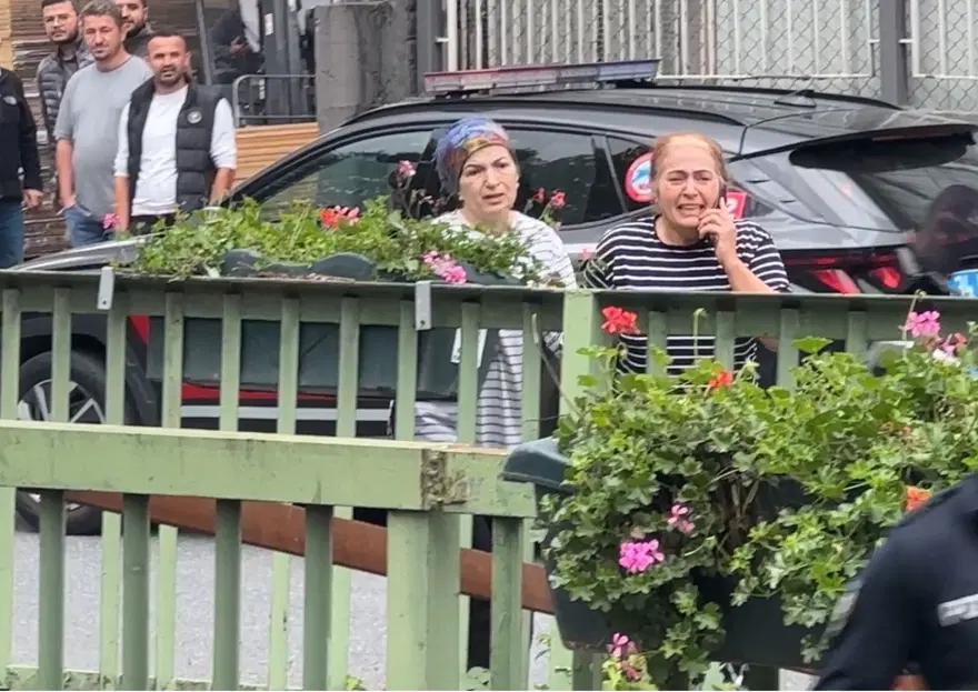 Kağıthane'de feci ölüm: 1 tonluk TIR rampasının altında can verdi 8 Kağıthane'de feci ölüm: 1 tonluk TIR rampasının altında can verdi 8