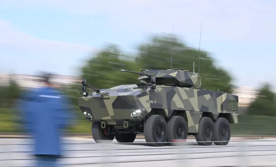 Yerli motorlu 8x8 Arma II görücüye çıktı 12