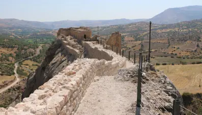 Kommagene Uygarlığı döneminde yapılan Kahta Kalesi17 yıl sonra yeniden ziyarete açıldı