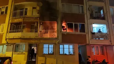Bursa’da yangın paniği: Beş kişi hastaneye kaldırıldı