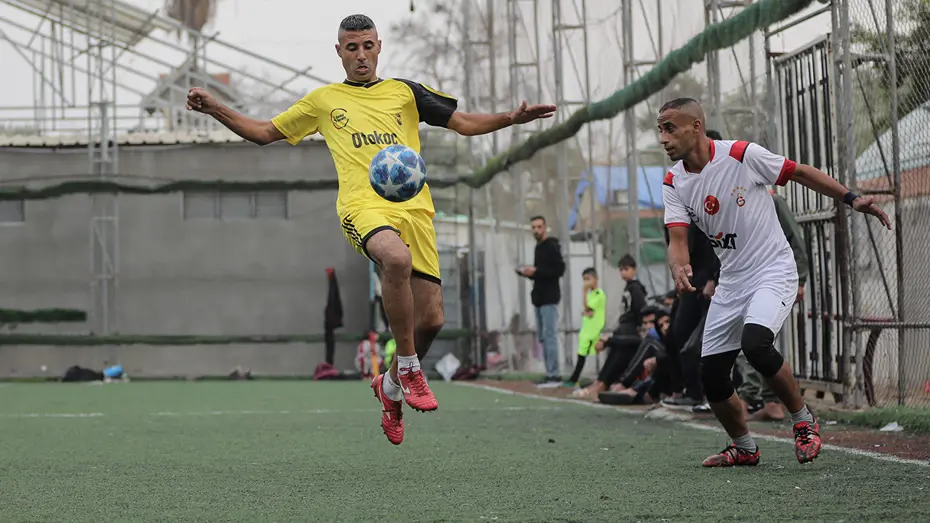 Gazze'de sembolik Galatasaray-Fenerbahçe derbisi