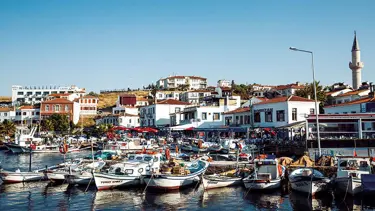 Bozcaada'da devrim gibi karar