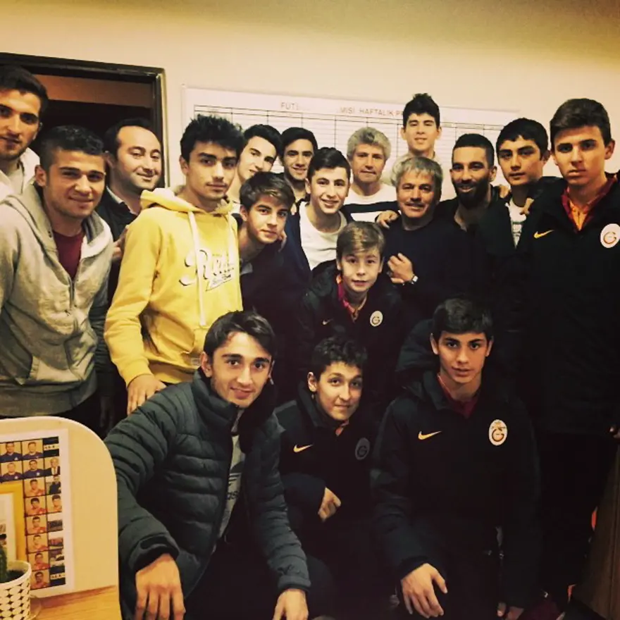 Arda Turan'ın 15 milyon euroluk malikanesi 139 Arda Turan'ın 15 milyon euroluk malikanesi 139