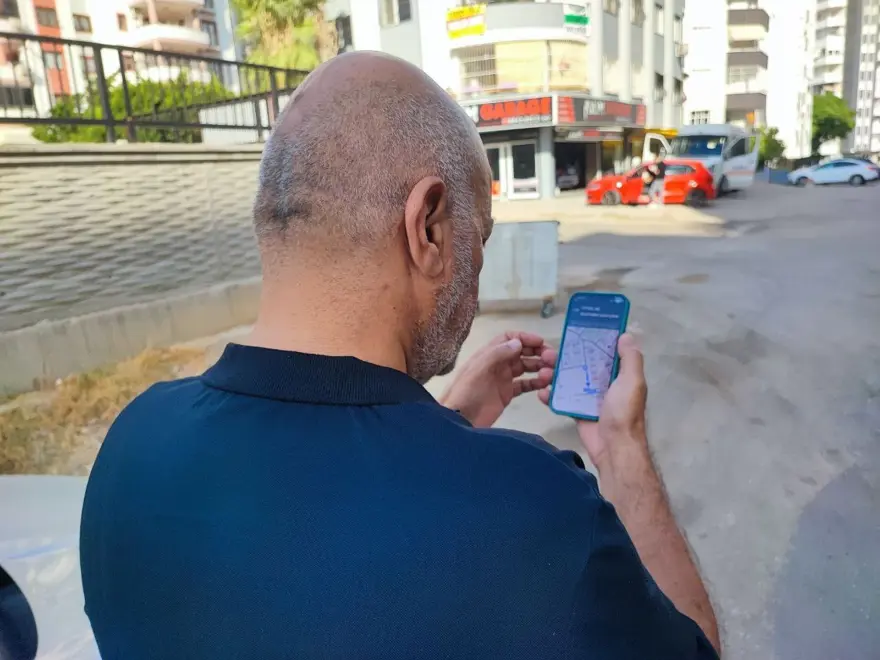 Dedektif gibi iz sürdü, çalınan telefonunun yerini 15 ay sonra buldu 3 Dedektif gibi iz sürdü, çalınan telefonunun yerini 15 ay sonra buldu 3