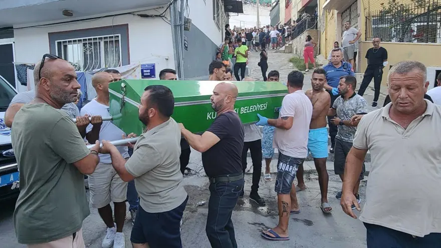 Bir kadın daha cinayet kurbanı: Eski eşini pompalı tüfekleöldürdü 3