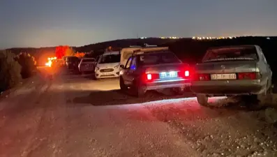 Devrilen otomobilin sürücüsü hayatını kaybetti