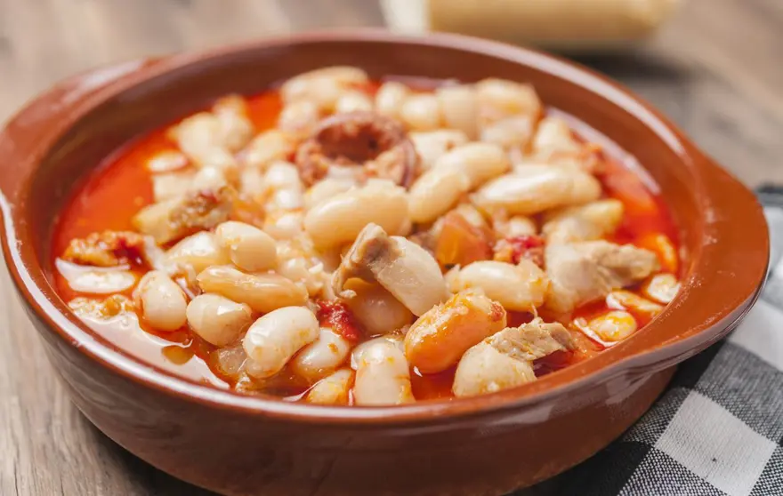 Kuru fasulyenin lezzetini 2 katına çıkaran yöntem: 1 kaşık eklemek tadına doyulmaz hale getiriyor Kuru fasulyenin lezzetini 2 katına çıkaran yöntem: 1 kaşık eklemek tadına doyulmaz hale getiriyor