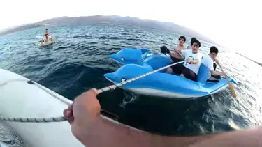 Sapanca Gölü'nde mahsur kalan 17 kişi kurtarıldı