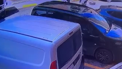 Eşinin aracına takip cihazı taktıran koca yakayı ele verdi