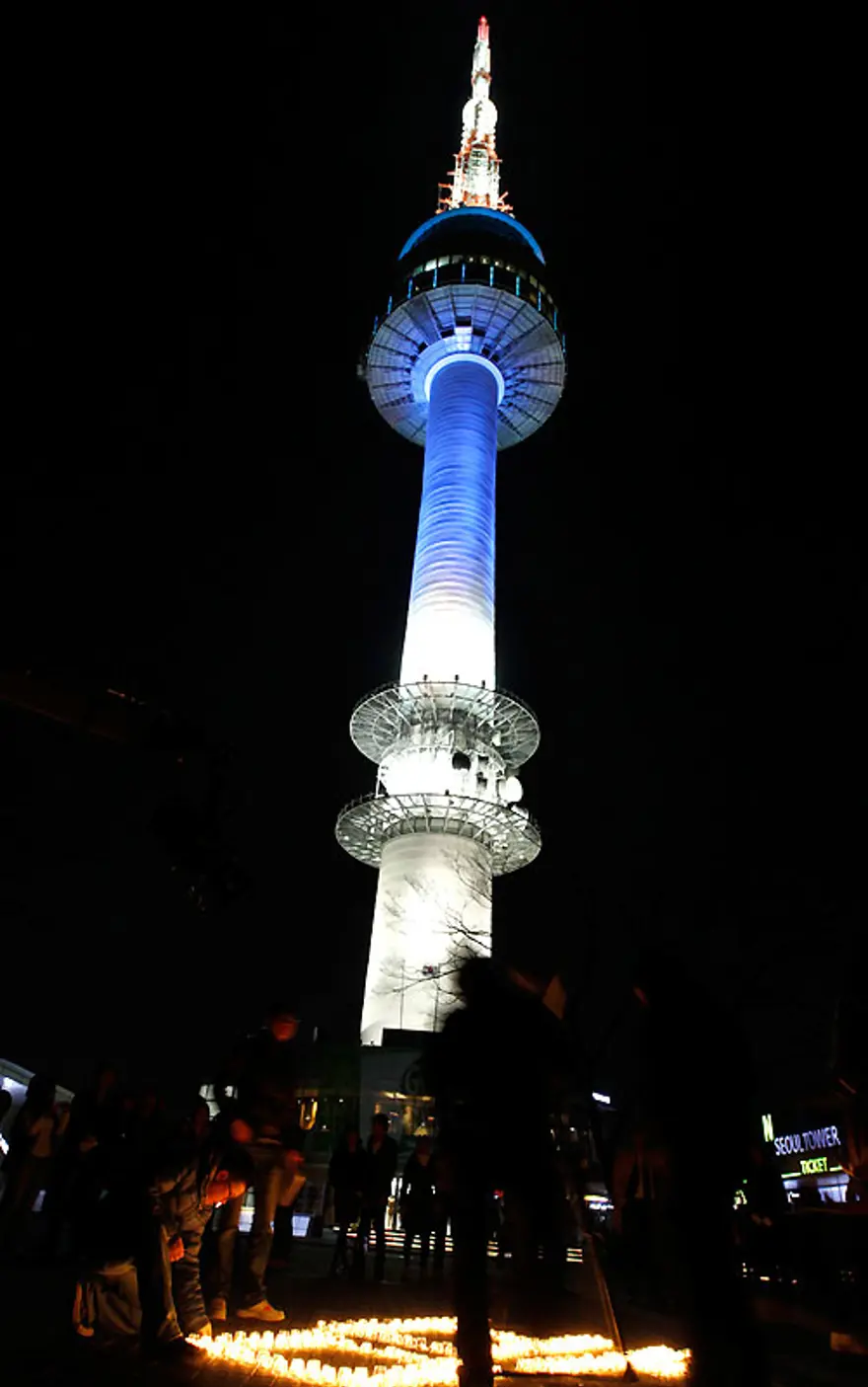 Dünya için 1 saat karanlık 31